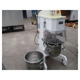 Doyon 40qt Mixer 1phase