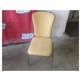 Bid x 4 : Nice Cushioned Dining Chairs