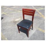 Bid x 5 : Nice Wood Dining Chairs w/cushions