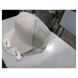 Bid x 4 : Vented Hat (White)