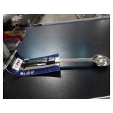 Bid X 6: NewWinco  1oz Solid Food portioner Perf