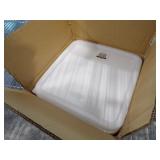 Bid X 6 : New Square Food Containers  Lids Fits 12