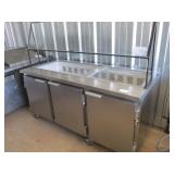 Refrigerated Prep Table w/3 Doors