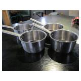 Lot of 4 Pans