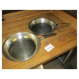 Lot of 2 Skillets