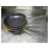 Lot of 5 Skillets