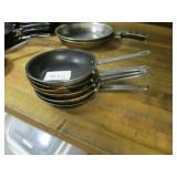 Lot of 5 Skillets