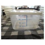 Lot of 8 Food Storage w/Lid