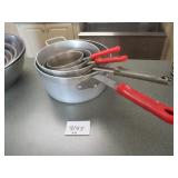 Lot of 4 Pans
