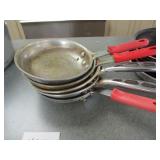 Lot of 5 Frying Pans