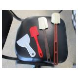 Lot of 10 Spatulas