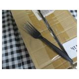 Plastic Forks, 900+