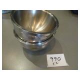 Lot of 2 Stainless Steel Bowls