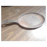 Bid X5: Cast Iron Skillets