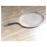 Bid X5: Cast Iron Skillets