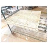 Bid X5: Nice Refrigerator Shelves 22.5'X24.5'