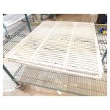 Bid X5: Nice Refrigerator Shelves 21'X24.5'