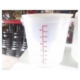Bid X4 9 Gallon Buckets