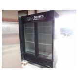 True Two  Door Cooler Works Great Gets Cold