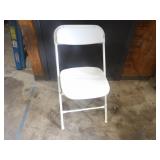 Bid x4: White Foldable Chairs