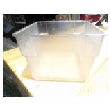 Bid X15: Plastic Food Strage Containers 12QT