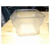 Bid X15: Plastic Food Strage Containers 6QT