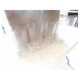 Bid X5: Clear Beverage Pitchers 60oz