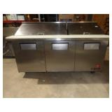 True 3-Door Sandwich Prep Table 72" Working