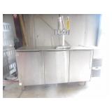 Glastender 3- Door Beer Dispenser 4 Tap 84" Works