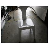 Bid x 6:  Outdoor Chairs
