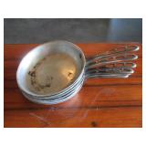 Bid x 6: 10" Frying Pans