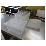 Bid x 4:  Plastic Food Containers w/Lids