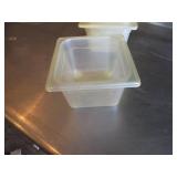 Bid x 7: Clear Food Containers