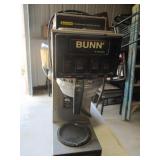 Bunn Automatic Coffee Brewer w/3 Warmers
