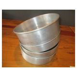 Bid x 4: Cake Baking Pans (11")