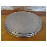 Bid x 10: Round Sheet Pans (16")