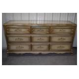 Lot 843