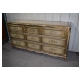 Lot 843