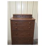 Lot 833