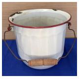 White Enamel Champer Pot 10x8.5