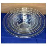 Pyrex Clear Nesting Bowls used, large 1 chipped