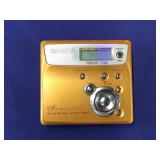 Sony Walkman MZ-N505 powers on