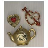 Brooch Lot