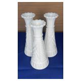 Milk Glass Bud Vase lot 6"