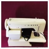 Vintage Singer Sewing Machine Vintage Singer Sewing Machine