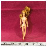 1981 Kenner Glamour Girl Figure (Small) 1981 Kenner Glamour Girl Figure (Small)