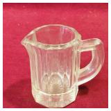 Small Glass Creamer (Vintage) Small Glass Creamer (Vintage)