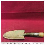 Vintage Garden Trowel (12' Long)