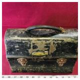 Antique Metal Lunchbox (7 1/2' x 11' x 5')