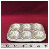 Vintage Tin Toy Childrens Cupcake Pan (Small)